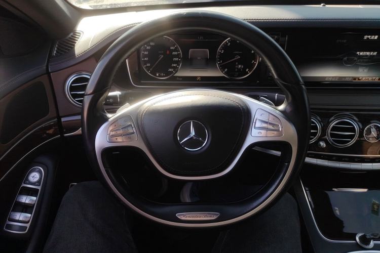 Used Mercedes-Benz S-Class 2016 S 320 L Business Model Steering Wheel