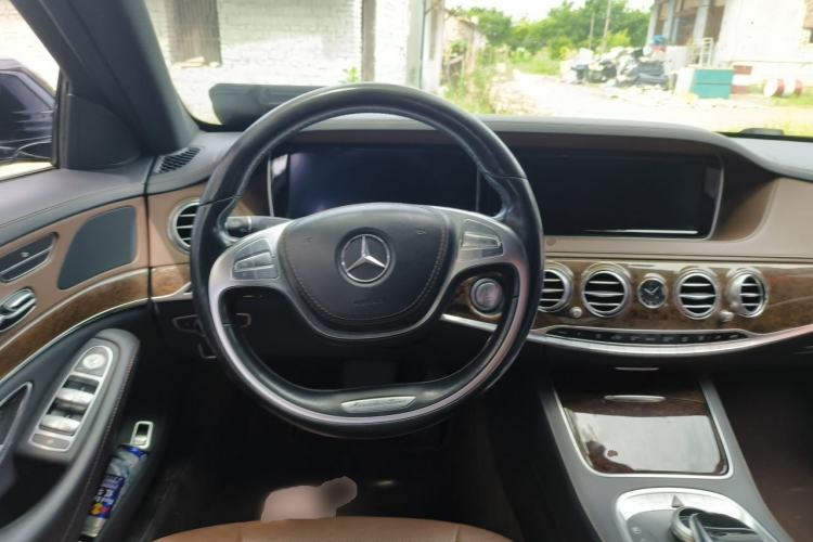 Used Mercedes-Benz S-Class 2016 S 320 L Business Model Steering Wheel