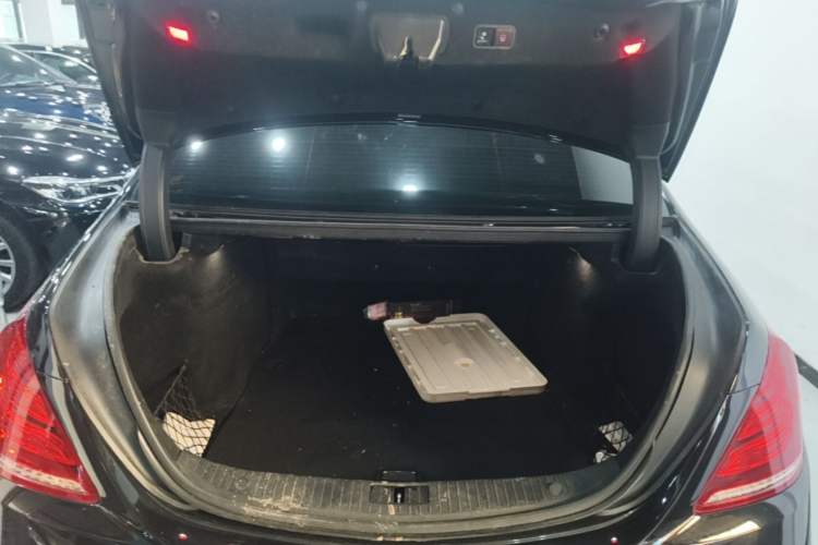 Used Mercedes-Benz S-Class 2016 S 320 L Luxury Model Trunk