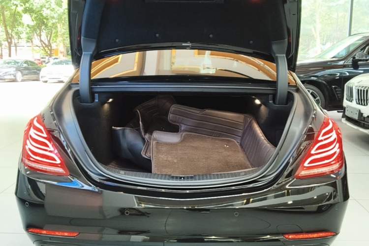 Used Mercedes-Benz S-Class 2016 S 320 L Luxury Model Trunk