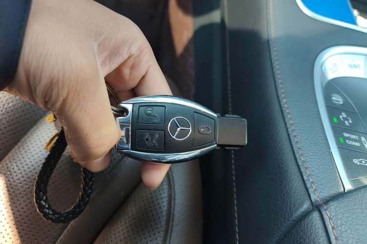 Used Mercedes-Benz S-Class 2016 S 320 L Business Model Vehicle Key