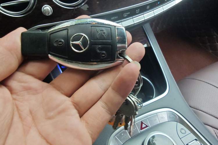 Used Mercedes-Benz S-Class 2016 S 320 L Business Model Vehicle Key