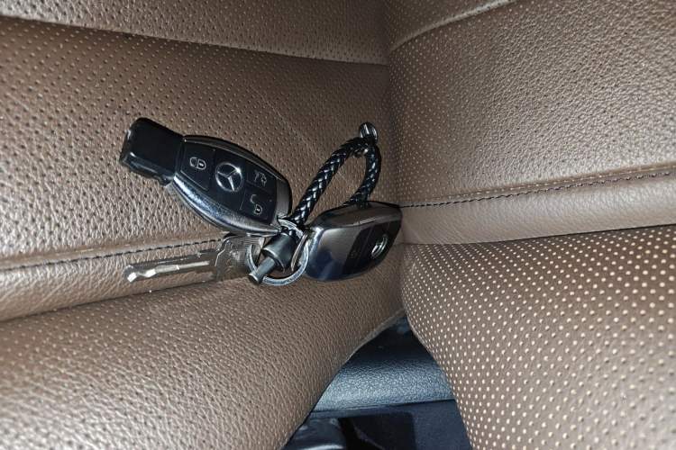 Used Mercedes-Benz S-Class 2016 S 320 L Business Model Vehicle Key