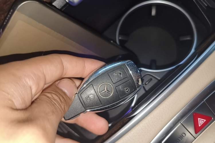 Used Mercedes-Benz S-Class 2016 S 320 L Business Model Vehicle Key
