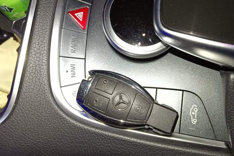 Used Mercedes-Benz S-Class 2016 S 400 L Vehicle Key