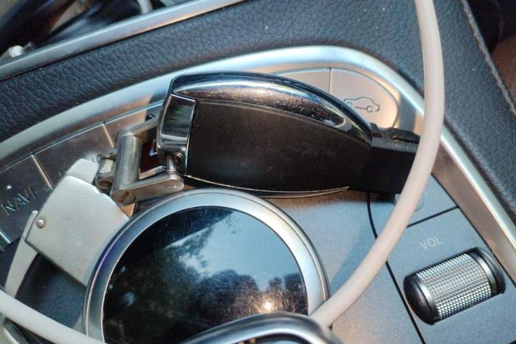 Used Mercedes-Benz S-Class 2016 S 320 L Business Model Vehicle Key