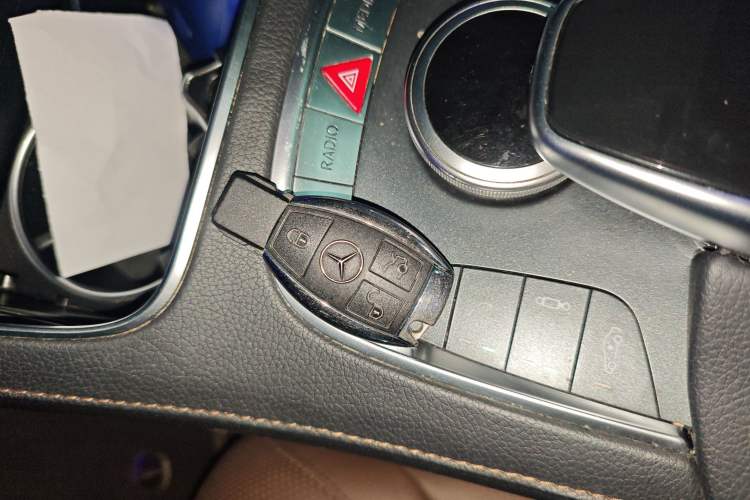 Used Mercedes-Benz S-Class 2016 S 320 L Business Model Vehicle Key