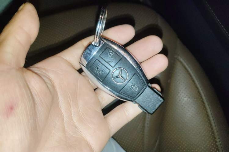 Used Mercedes-Benz S-Class 2016 S 400 L 4MATIC Vehicle Key