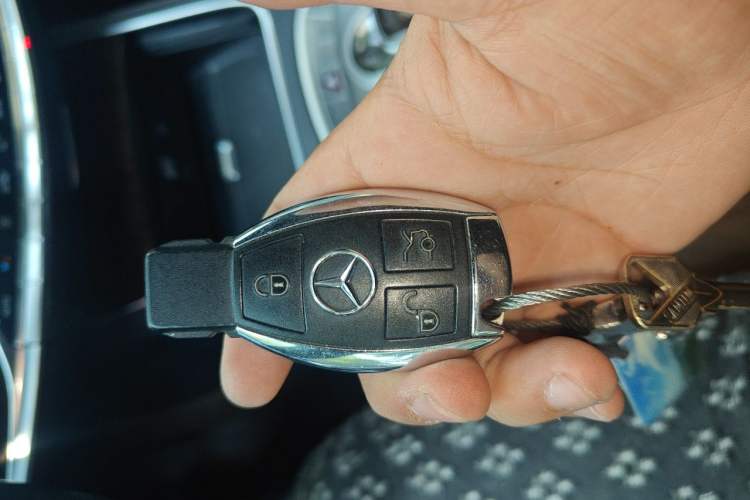 Used Mercedes-Benz S-Class 2016 S 320 L Business Model Vehicle Key