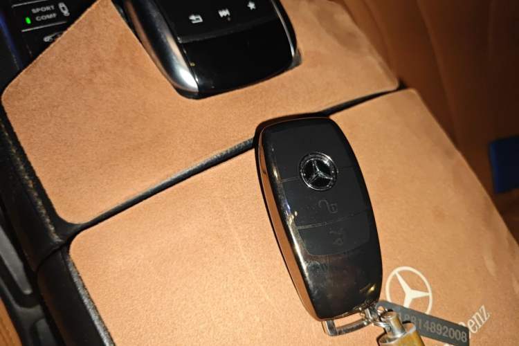 Used Mercedes-Benz S-Class 2016 S 320 L Business Model Vehicle Key