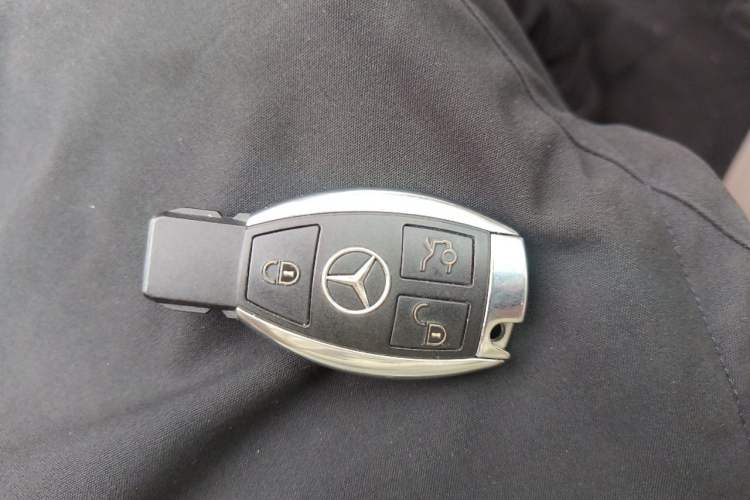 Used Mercedes-Benz S-Class 2016 S 320 L Luxury Model Vehicle Key