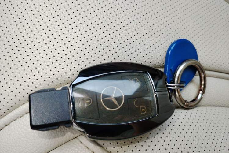 Used Mercedes-Benz S-Class 2016 S 400 L 4MATIC Vehicle Key