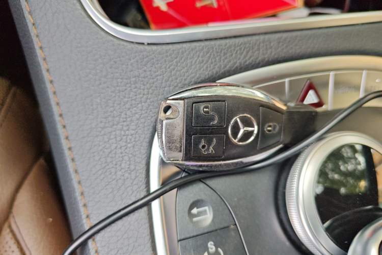 Used Mercedes-Benz S-Class 2016 S 320 L Business Model Vehicle Key