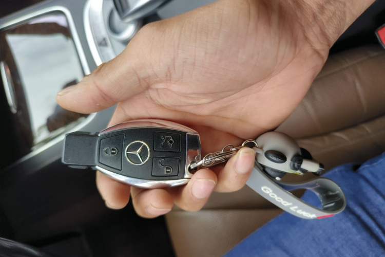 Used Mercedes-Benz S-Class 2016 S 320 L Business Model Vehicle Key