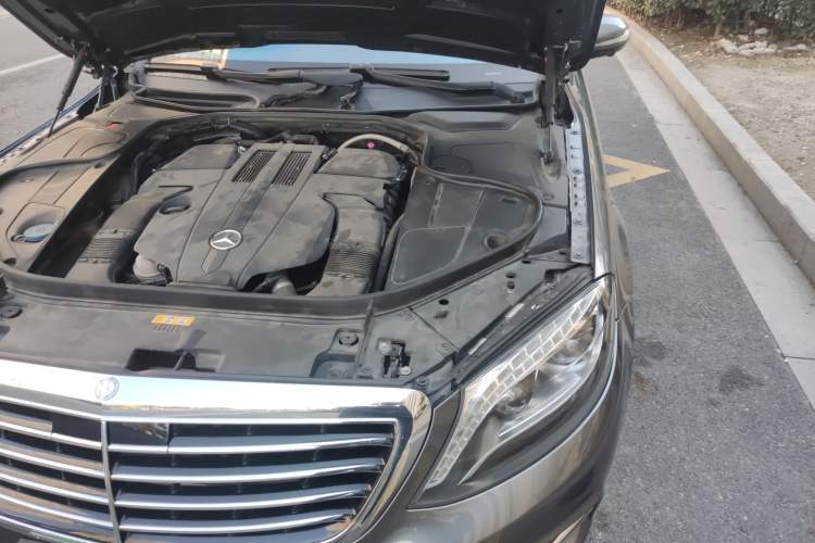 Used Mercedes-Benz S-Class 2016 S 400 L 4MATIC Engine Bay Left
