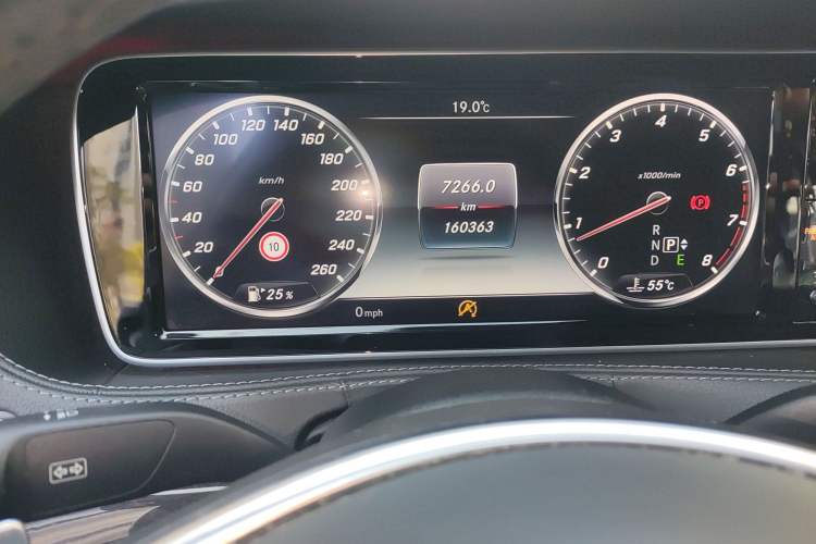 Used Mercedes-Benz S-Class 2016 S 400 L 4MATIC Odometer Close Up