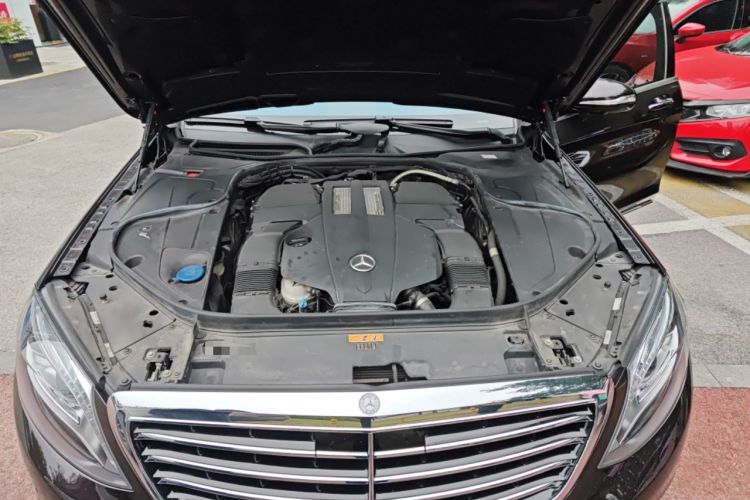 Used Mercedes-Benz S-Class 2016 S 320 L Luxury Model Engine Bay