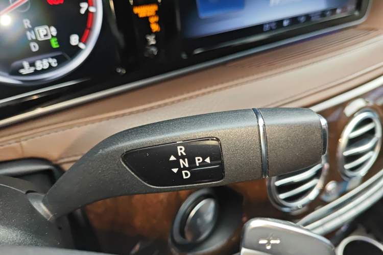 Used Mercedes-Benz S-Class 2016 S 320 L Luxury Model Gear Lever