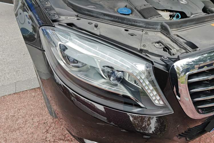 Used Mercedes-Benz S-Class 2016 S 320 L Luxury Model Right Front Headlight