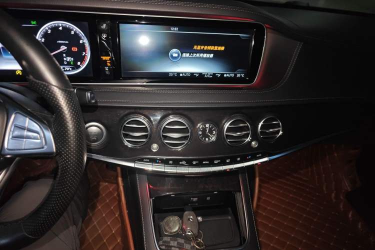 Used Mercedes-Benz S-Class 2016 S 400 L 4MATIC Audio And AC Panel