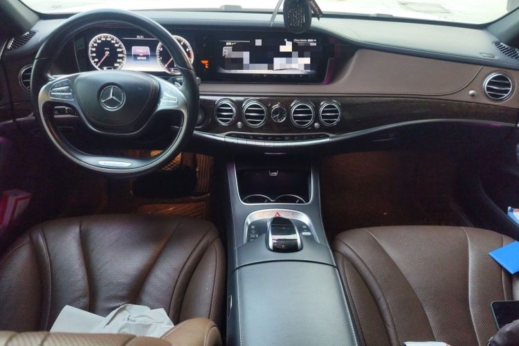 Used Mercedes-Benz S-Class 2016 S 320 L Business Model Center Console