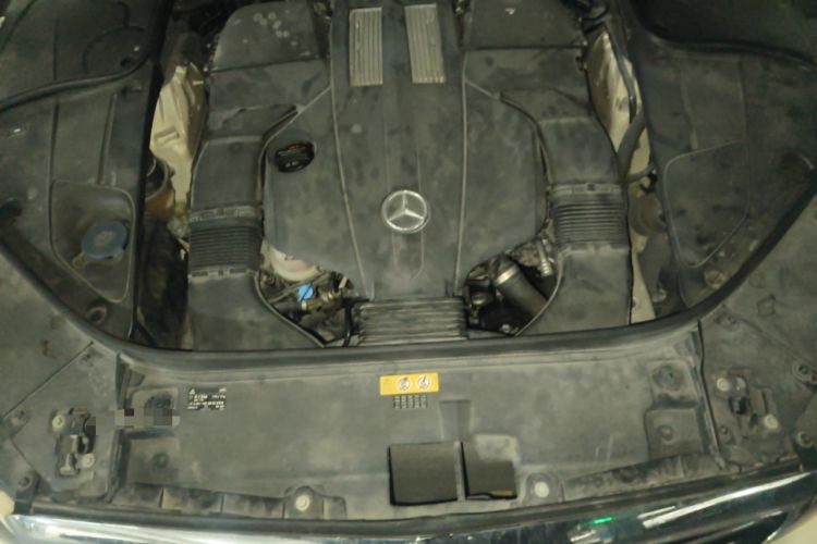 Used Mercedes-Benz S-Class 2016 S 320 L Luxury Model Engine Bay