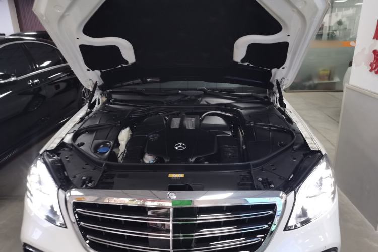Used Mercedes-Benz S-Class 2016 S 320 L Business Model Engine Bay
