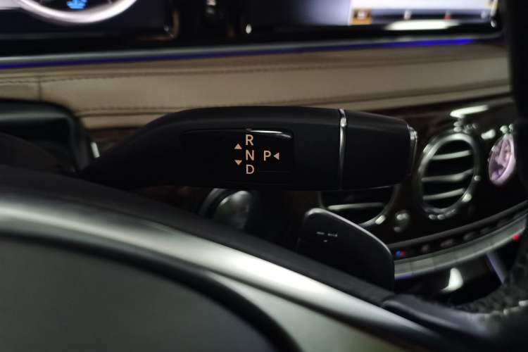 Used Mercedes-Benz S-Class 2016 S 320 L Business Model Gear Lever