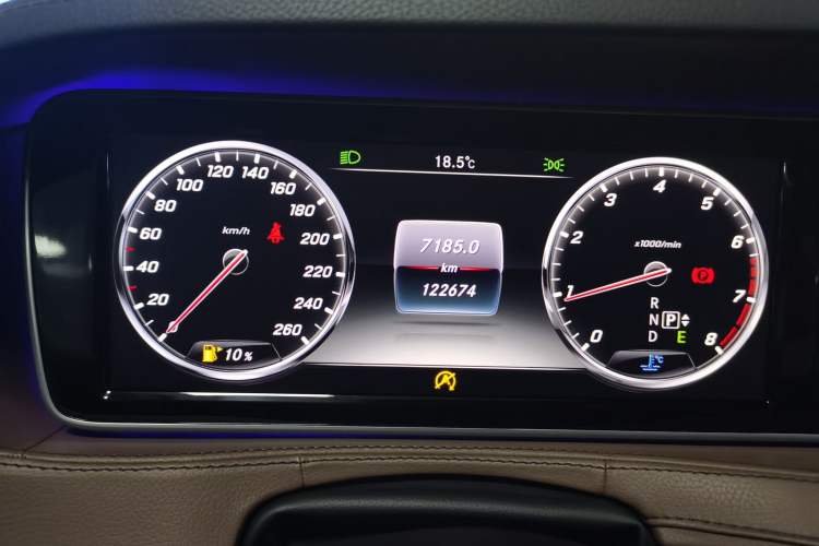 Used Mercedes-Benz S-Class 2016 S 320 L Business Model Instrument Cluster