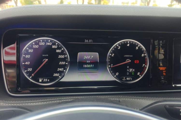 Used Mercedes-Benz S-Class 2016 S 320 L Business Model Instrument Cluster