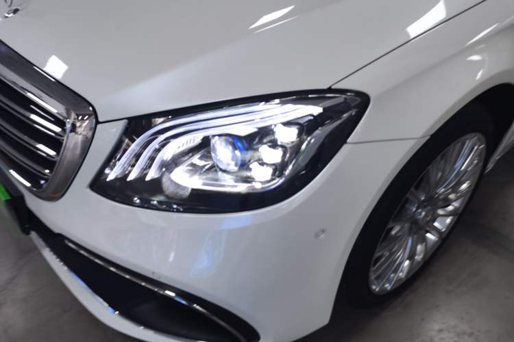 Used Mercedes-Benz S-Class 2016 S 320 L Business Model Left Front Headlight