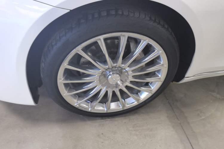 Used Mercedes-Benz S-Class 2016 S 320 L Business Model Left Front Wheel Hub