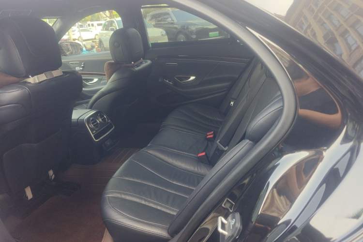 Used Mercedes-Benz S-Class 2016 S 320 L Business Model Left Rear Seat