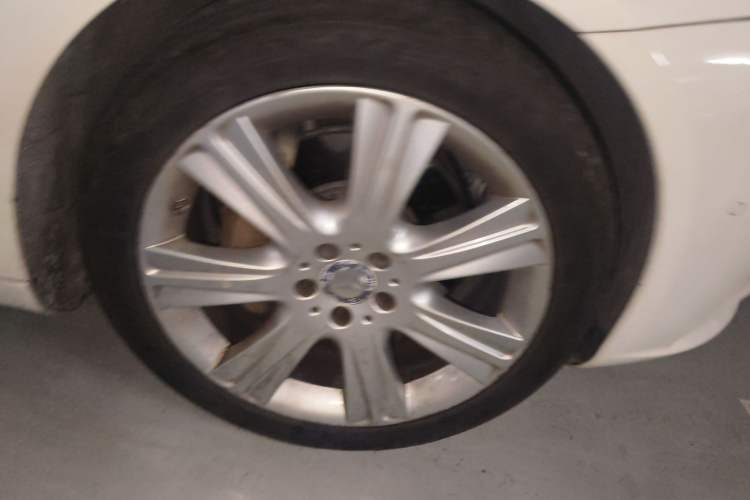 Used Mercedes-Benz S-Class 2016 S 320 L Luxury Model Right Front Wheel Hub