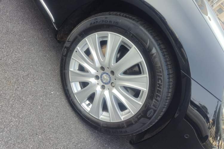 Used Mercedes-Benz S-Class 2016 S 320 L Business Model Right Front Wheel Hub