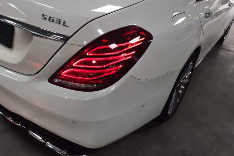 Used Mercedes-Benz S-Class 2016 S 320 L Business Model Right Rear Taillight