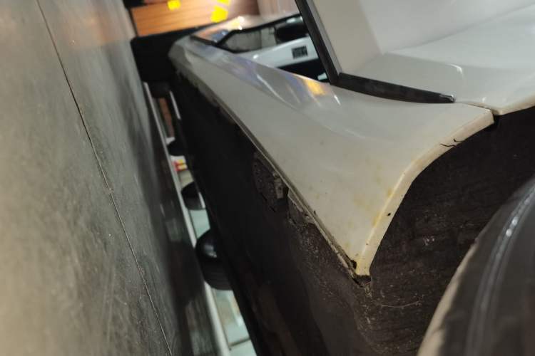 Used Mercedes-Benz S-Class 2016 S 320 L Business Model Right Side Sill