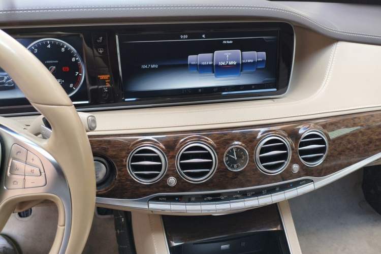 Used Mercedes-Benz S-Class 2017 S 320 L Business Model Audio And AC Panel