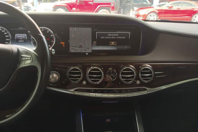 Used Mercedes-Benz S-Class 2017 S 320 L Luxury Model Audio And AC Panel