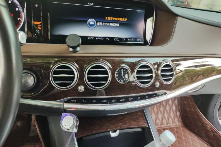 Used Mercedes-Benz S-Class 2017 S 320 L Business Model Audio And AC Panel