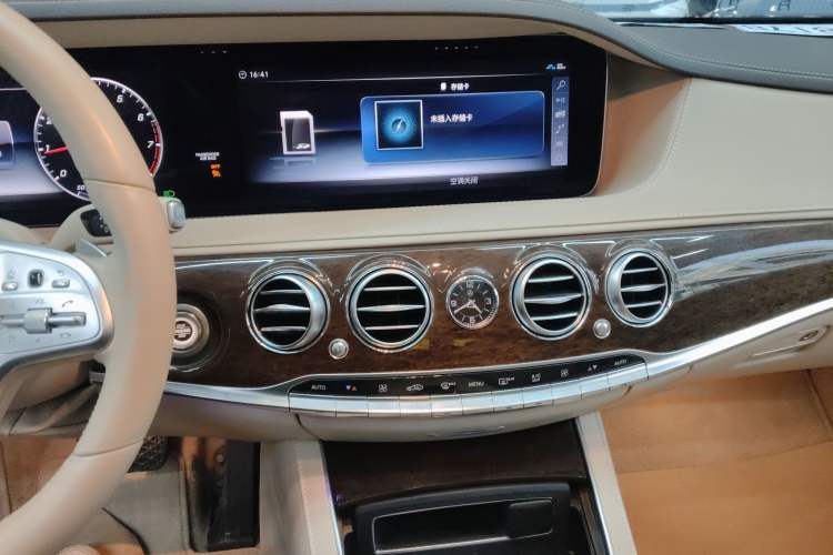 Used Mercedes-Benz S-Class 2017 S 320 L Business Model Audio And AC Panel