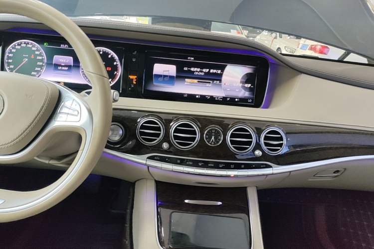 Used Mercedes-Benz S-Class 2017 S 320 L Business Model Audio And AC Panel