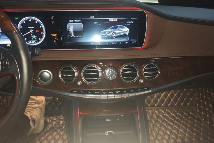 Used Mercedes-Benz S-Class 2017 S 320 L Luxury Model Audio And AC Panel