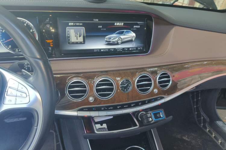 Used Mercedes-Benz S-Class 2017 S 400 L Audio And AC Panel