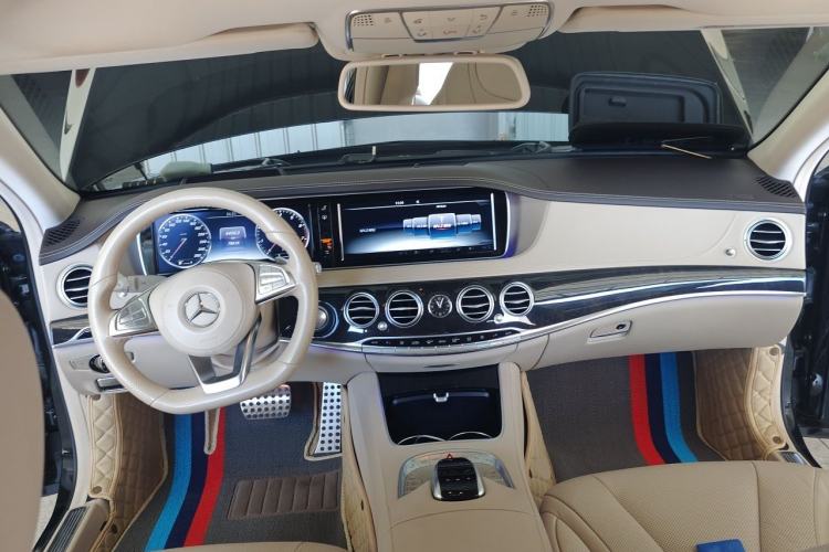 Used Mercedes-Benz S-Class 2017 S 400 L 4MATIC Center Console