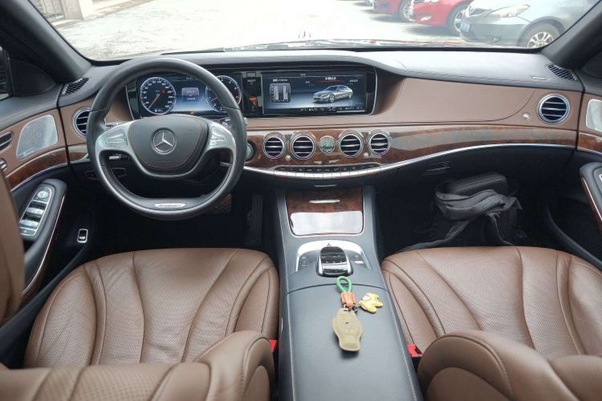 Used Mercedes-Benz S-Class 2017 S 400 L Center Console