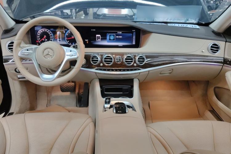 Used Mercedes-Benz S-Class 2017 S 320 L Business Model Center Console