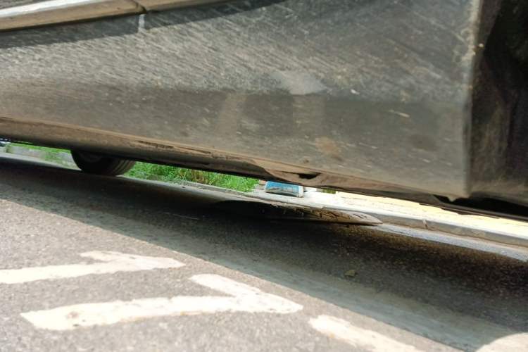 Used Mercedes-Benz S-Class  Chassis Front Right