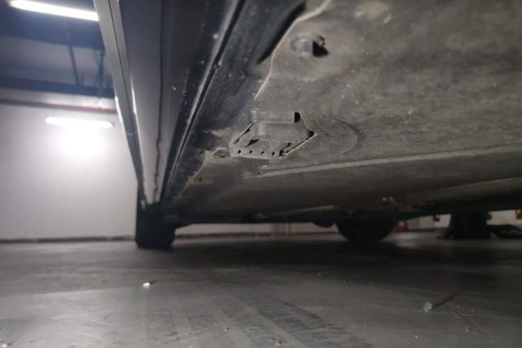 Used Mercedes-Benz S-Class 2017 S 320 L Business Model Chassis Rear Left