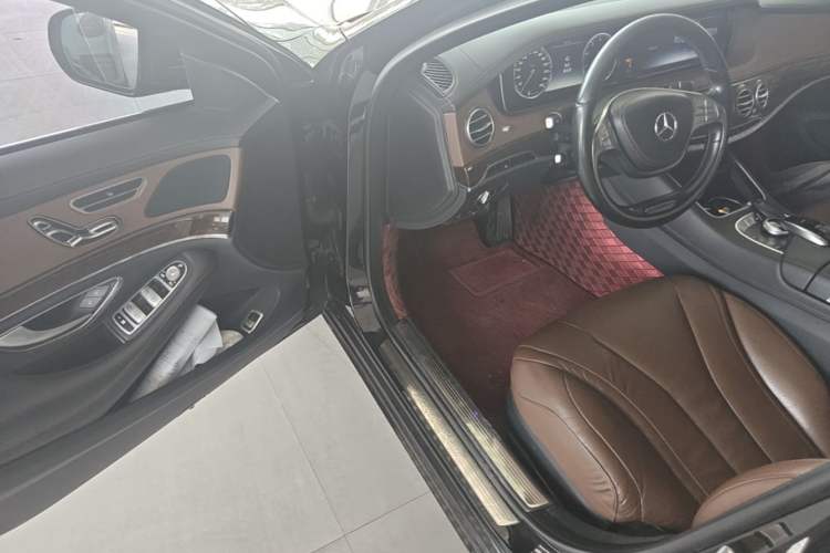 Used Mercedes-Benz S-Class 2017 S 320 L Business Model Driver Seat
